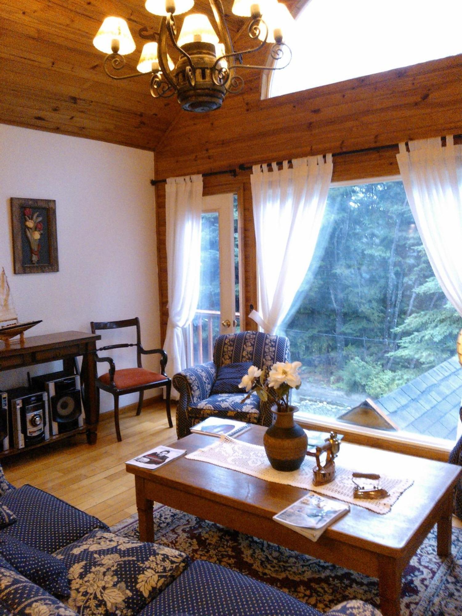 Hosteria Lekun Lekun Вила ла Ангостура Екстериор снимка